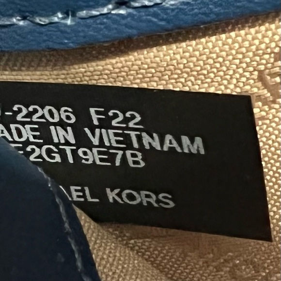 Michael Kors Jet Set Charm Large Travel Continental Wristlet Wallet - Picture 10 of 13